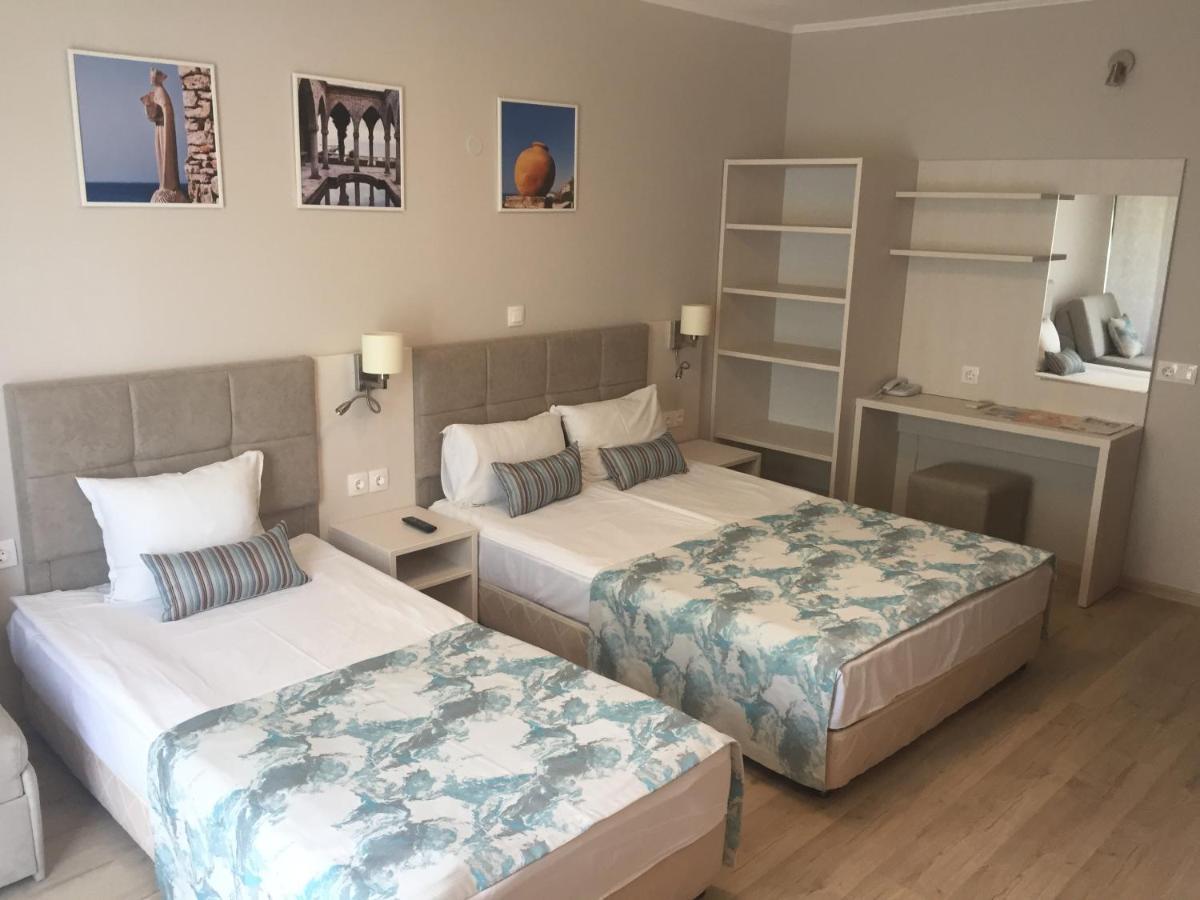 Helios Hotel Балчик Экстерьер фото