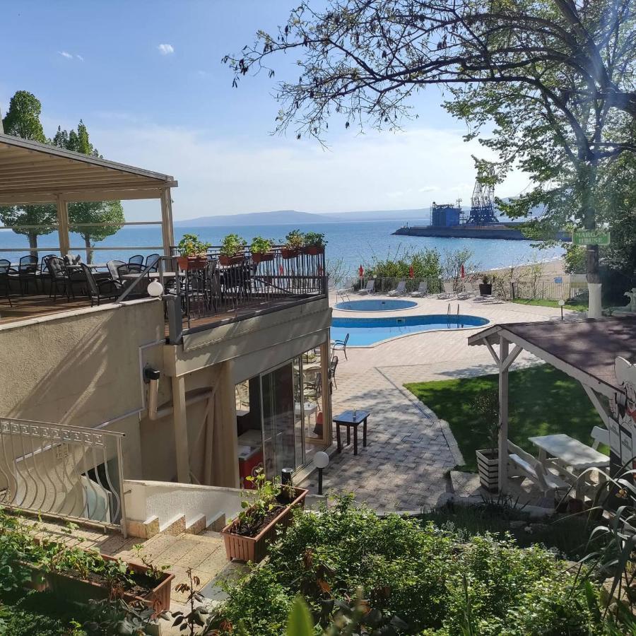 Helios Hotel Балчик Экстерьер фото