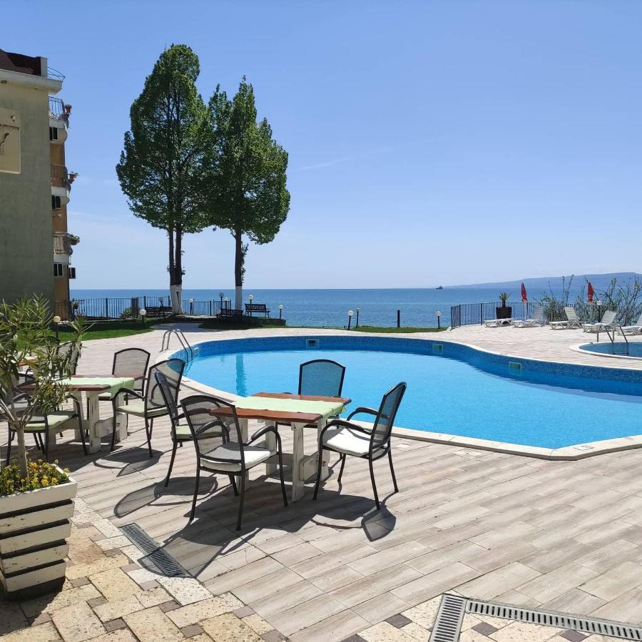 Helios Hotel Балчик Экстерьер фото