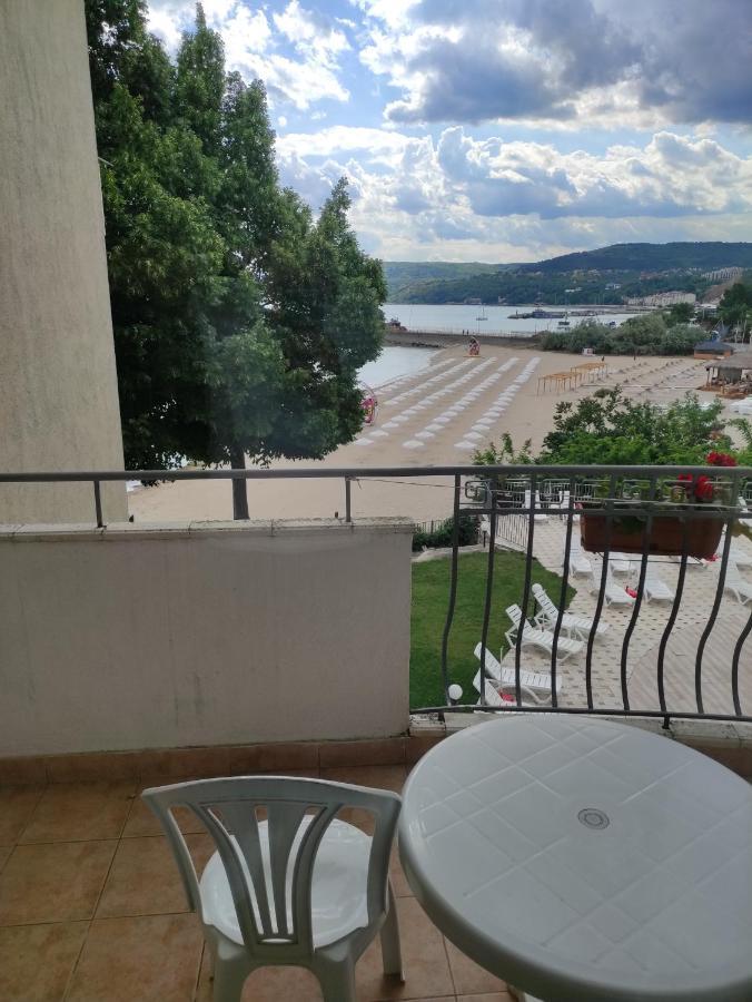 Helios Hotel Балчик Экстерьер фото